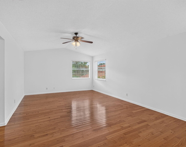 10621 Wheelhouse Circle - Photo Thumbnail 51