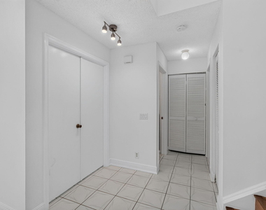 10621 Wheelhouse Circle - Photo Thumbnail 33