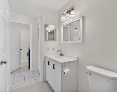 10621 Wheelhouse Circle - Photo Thumbnail 36