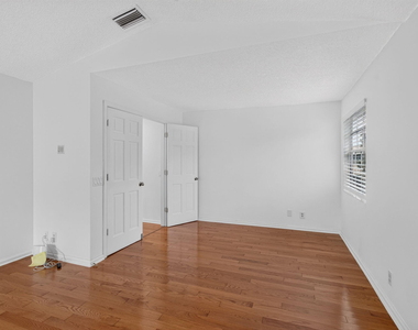 10621 Wheelhouse Circle - Photo Thumbnail 55