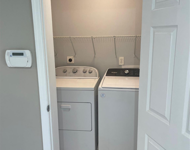 1010 Ne 24th Street - Photo Thumbnail 25