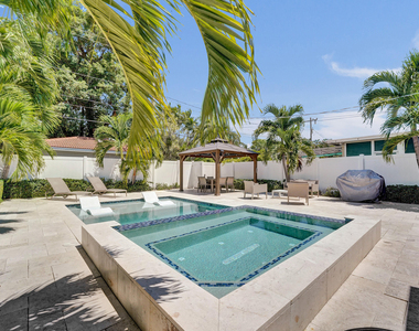 1535 Hollywood Boulevard - Photo Thumbnail 22