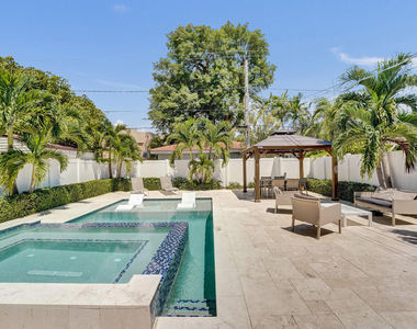 1535 Hollywood Boulevard - Photo Thumbnail 24