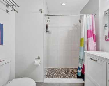 1535 Hollywood Boulevard - Photo Thumbnail 14