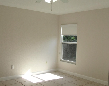 3525 Sw Viceroy Street - Photo Thumbnail 3