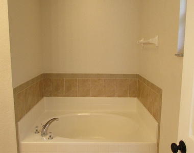 3525 Sw Viceroy Street - Photo Thumbnail 5