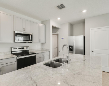 251 Osprey Preserve Boulevard - Photo Thumbnail 5