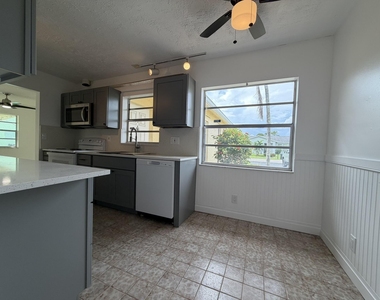 7240 Pineforest Circle - Photo Thumbnail 10