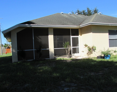 2311 Sw Susset Lane - Photo Thumbnail 13
