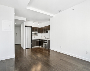 116 John Street - Photo Thumbnail 2