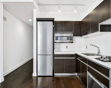 116 John Street - Photo Thumbnail 7