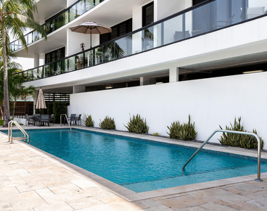 161 Isle Of Venice Drive - Photo Thumbnail 2