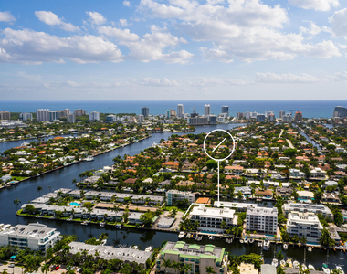 161 Isle Of Venice Drive - Photo Thumbnail 3