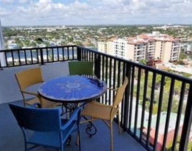 531 N Ocean Boulevard - Photo Thumbnail 2