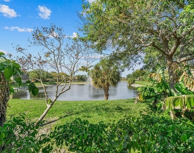 2929 Sw 22nd Circle - Photo Thumbnail 20