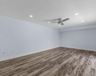 2929 Sw 22nd Circle - Photo Thumbnail 9