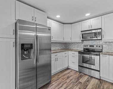 2929 Sw 22nd Circle - Photo Thumbnail 5
