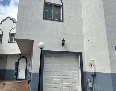 2931 Sw 18th Terrace - Photo Thumbnail 12
