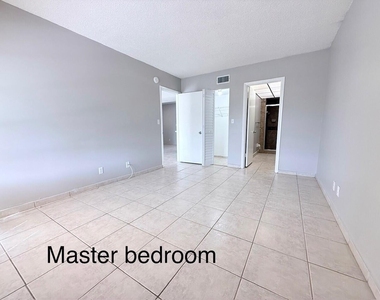 460 Nw 20th Street - Photo Thumbnail 12