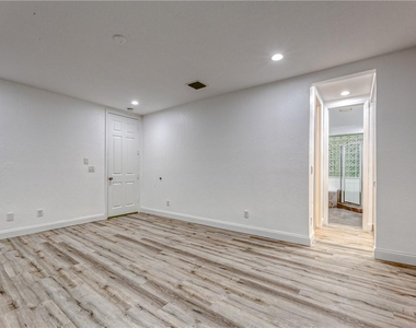 500 Sw 4th Avenue - Photo Thumbnail 24