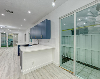 500 Sw 4th Avenue - Photo Thumbnail 30