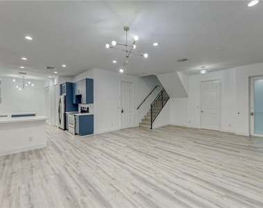 500 Sw 4th Avenue - Photo Thumbnail 7