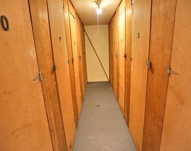 2801 N Palm Aire Drive - Photo Thumbnail 40