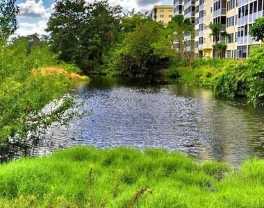 2801 N Palm Aire Drive - Photo Thumbnail 45