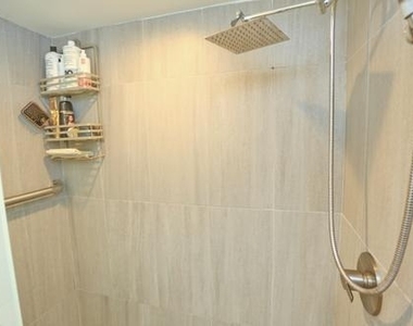 2801 N Palm Aire Drive - Photo Thumbnail 20