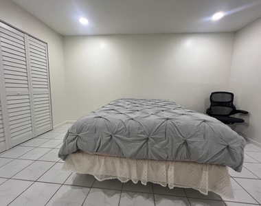 3294 Nw 104th Avenue - Photo Thumbnail 12