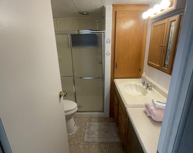 452 Nw 51st Street - Photo Thumbnail 4