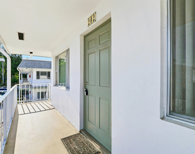2920 Cynthia Lane - Photo Thumbnail 1