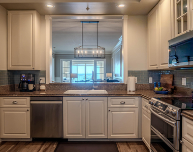 30 Harbour Isle Drive W - Photo Thumbnail 28