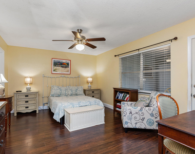 420 High Point Drive - Photo Thumbnail 20