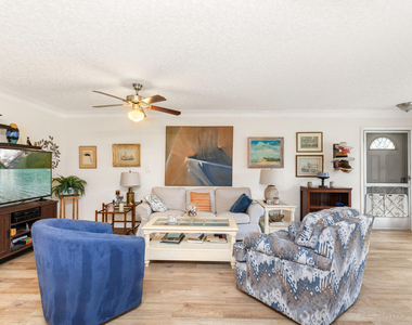 420 High Point Drive - Photo Thumbnail 13
