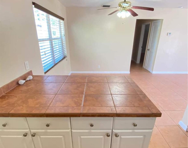 224 Ne 19th Avenue - Photo Thumbnail 7