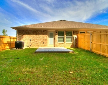 2408 Finesilver Lane - Photo Thumbnail 27