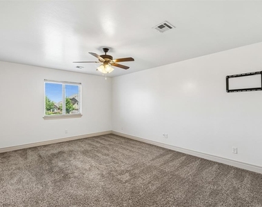 8421 126th Street - Photo Thumbnail 34
