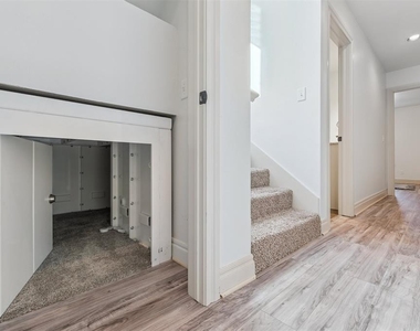 8421 126th Street - Photo Thumbnail 37