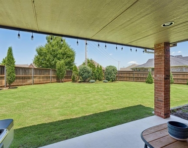 8421 126th Street - Photo Thumbnail 40