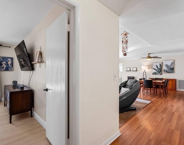 430 Ne 43rd Street - Photo Thumbnail 21