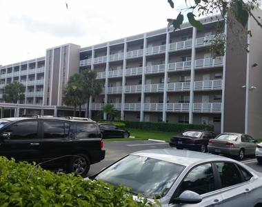 8720 Shadow Wood Boulevard - Photo Thumbnail 12