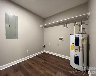 2013 Grandhaven Drive - Photo Thumbnail 8