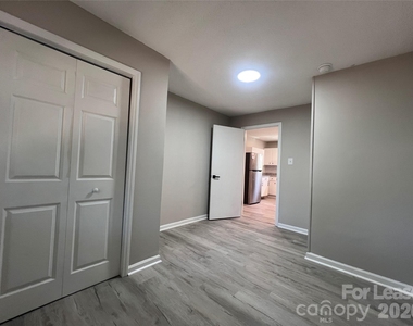 306 E Texas Avenue - Photo Thumbnail 8