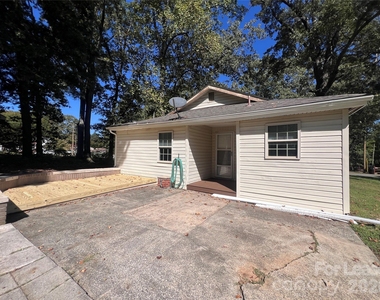306 E Texas Avenue - Photo Thumbnail 14
