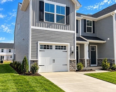 1516 39th Avenue Loop Ne - Photo Thumbnail 1