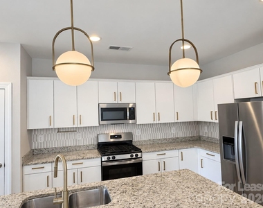 5968 Pier Drive - Photo Thumbnail 4