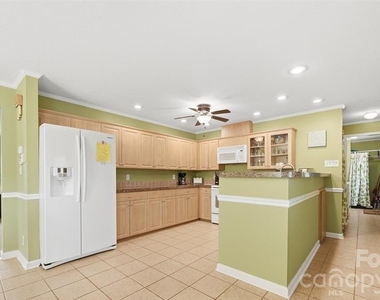 4247 Laurel Hill Road - Photo Thumbnail 6