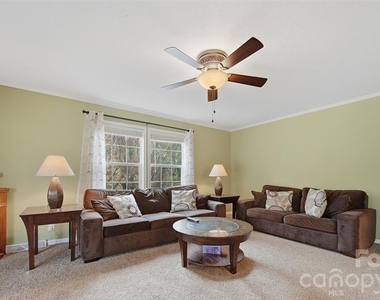 4247 Laurel Hill Road - Photo Thumbnail 5