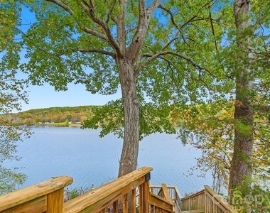 4247 Laurel Hill Road - Photo Thumbnail 13